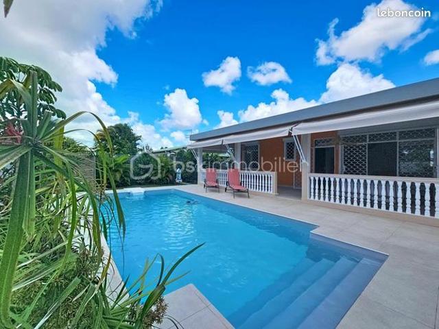Villa 5 pièces 165 m²
