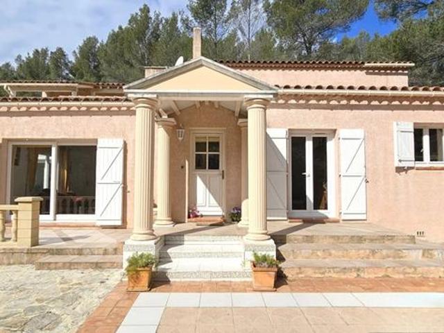 Villa 5 pièces 165 m²