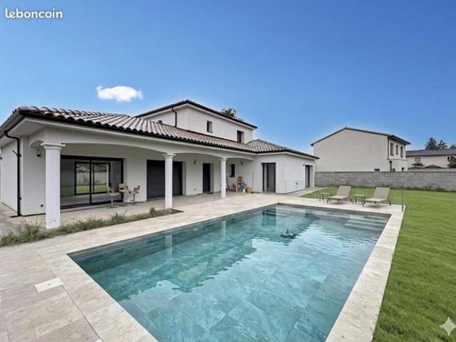 Villa 5 pièces 165 m²