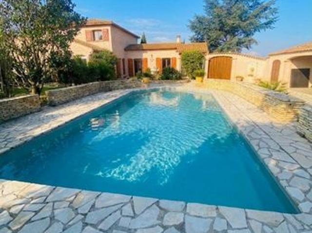 Villa 5 pièces 165 m²