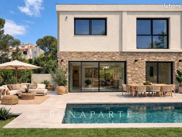 Villa 5 pièces 165 m²