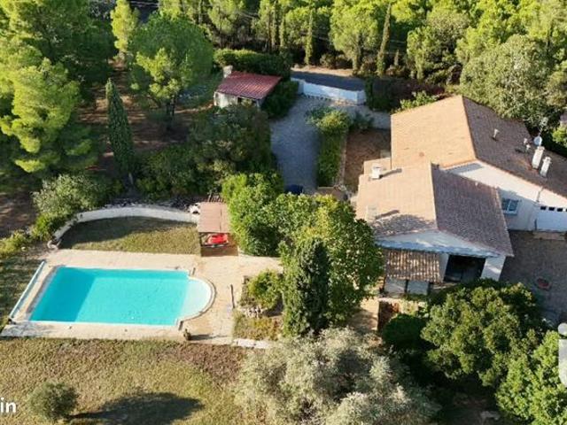 Villa 5 pièces 165 m²