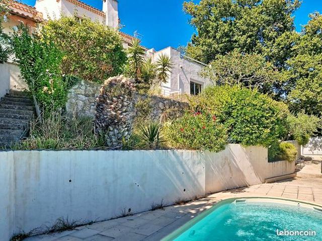 Villa 5 pièces 165 m²