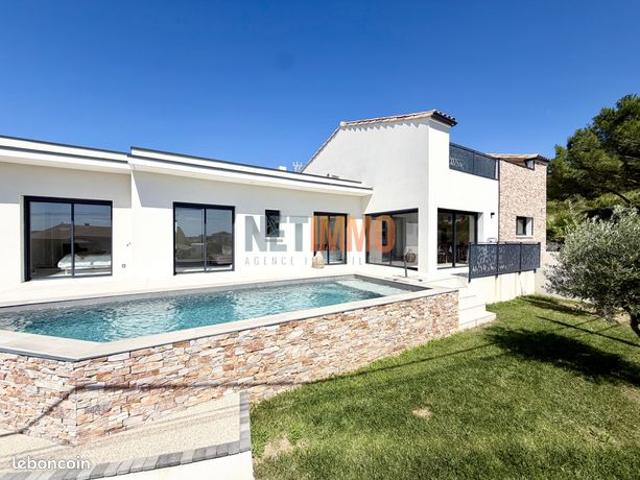 Villa 5 pièces 166 m²