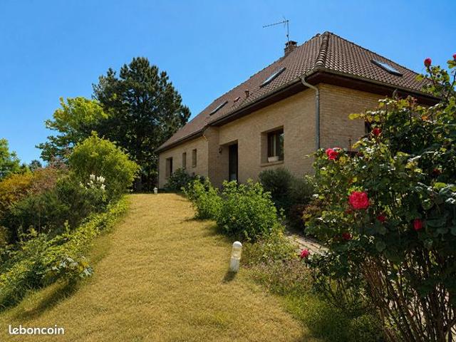 Villa 5 pièces 166 m²