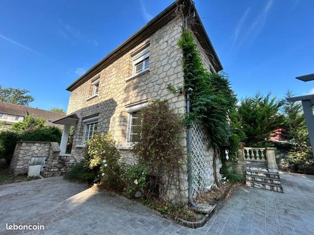 Villa 5 pièces 167 m²