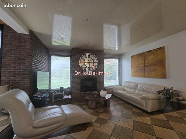 Villa 5 pièces 167 m²