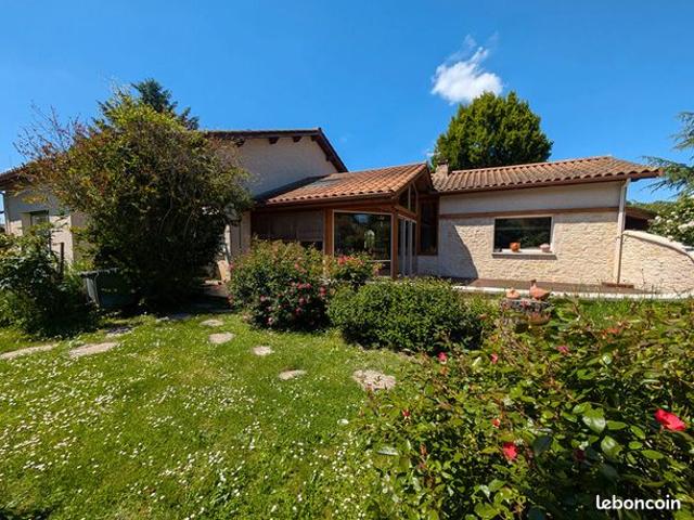 Villa 5 pièces 167 m²