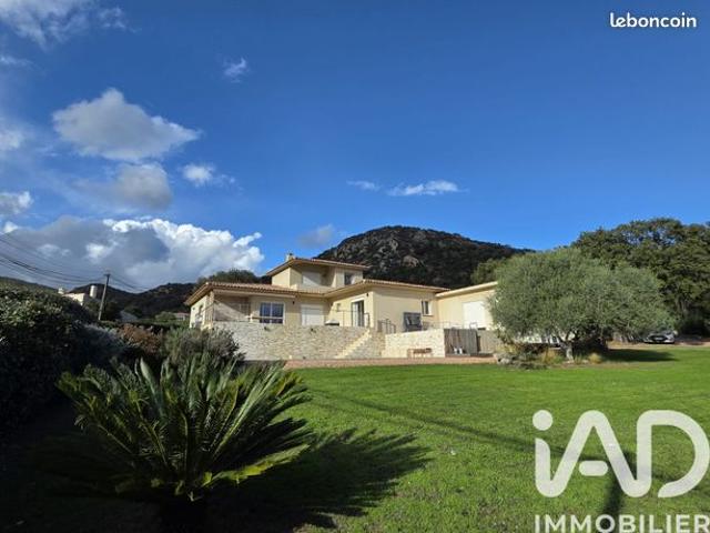 Villa 5 pièces 168 m²