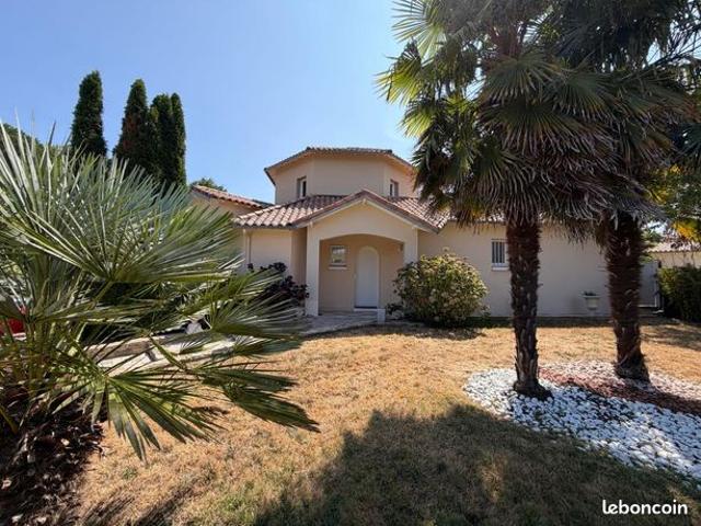 Villa 5 pièces 168 m²