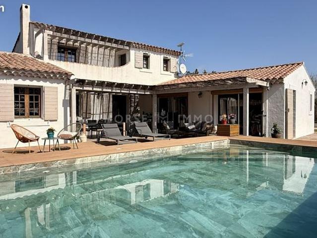 Villa 5 pièces 168 m²