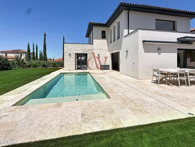 Villa 5 pièces 168 m²