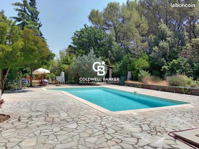 Villa 5 pièces 169 m²