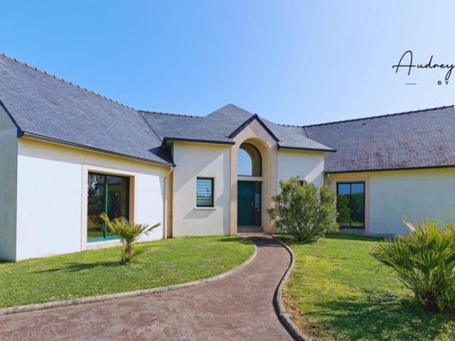 Villa 5 pièces 160 m²