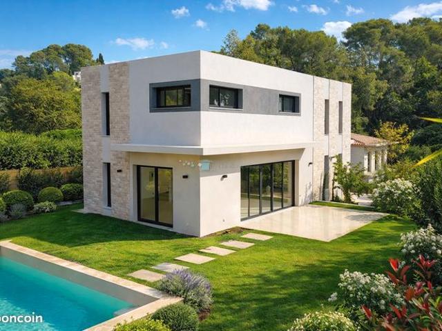 Villa 5 pièces 170 m²