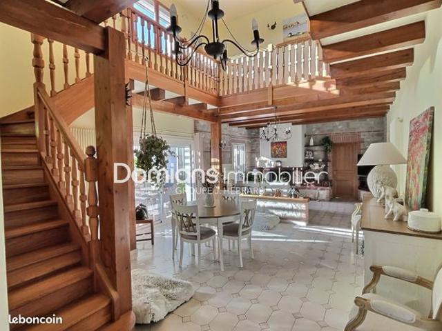 Villa 5 pièces 170 m²