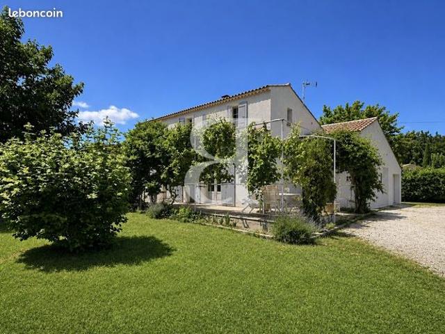 Villa 5 pièces 170 m²