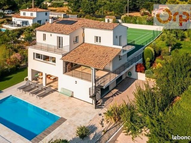 Villa 5 pièces 170 m²