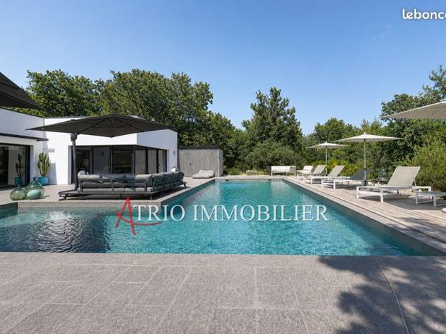 Villa 5 pièces 170 m²