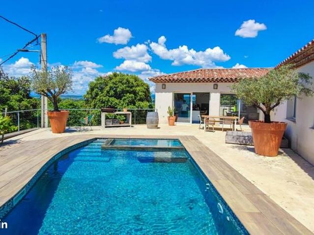 Villa 5 pièces 170 m²