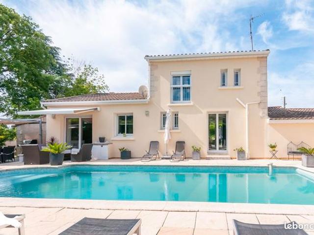 Villa 5 pièces 170 m²