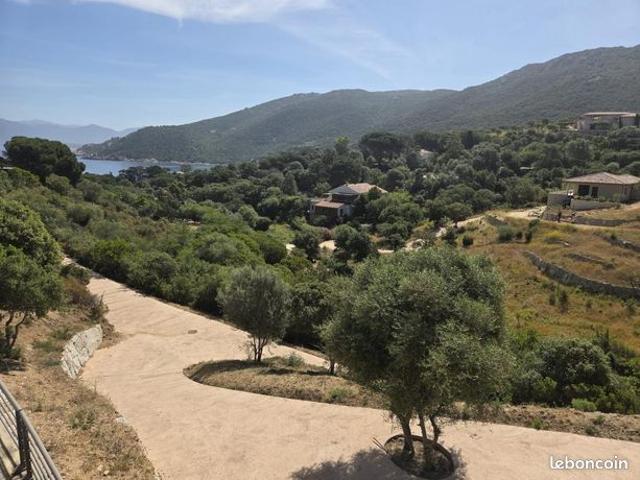 Villa 5 pièces 170 m²