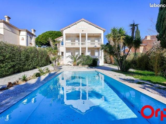 Villa 5 pièces 170 m²