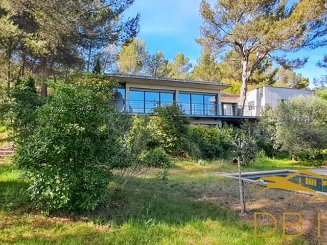 Villa 5 pièces 170 m²