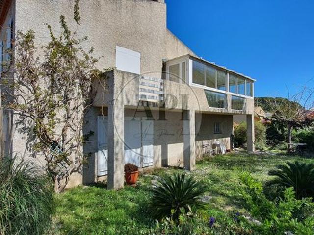 Villa 5 pièces 172 m²