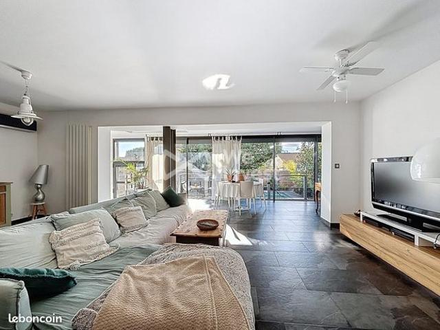 Villa 5 pièces 172 m²