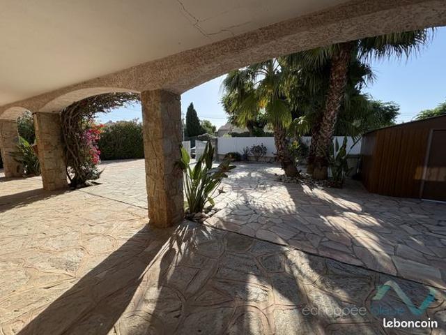Villa 5 pièces 172 m²