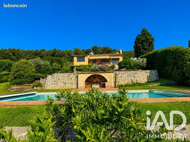 Villa 5 pièces 172 m²