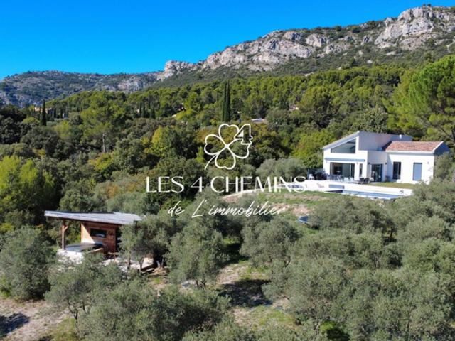 Villa 5 pièces 174 m2 à Vauvenargues
