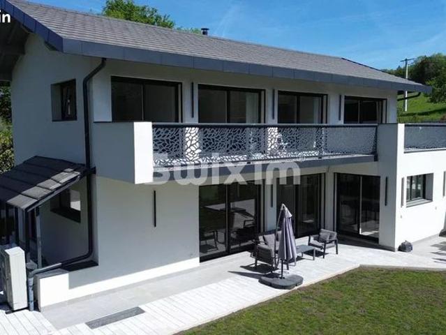 Villa 5 pièces 174 m²