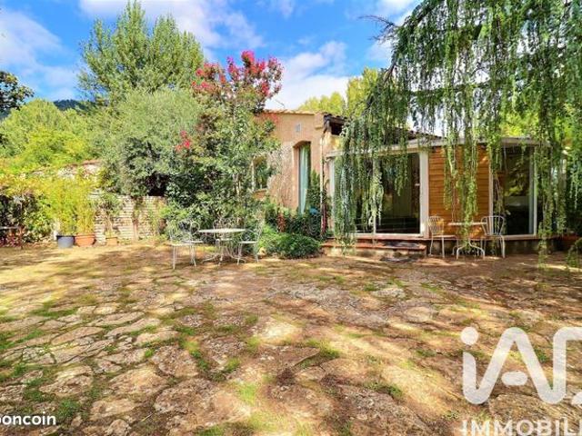 Villa 5 pièces 174 m²