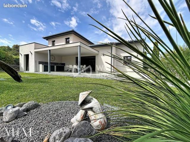 Villa 5 pièces 175 m²