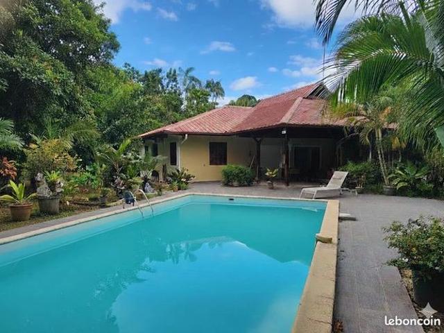 Villa 5 pièces 175 m²
