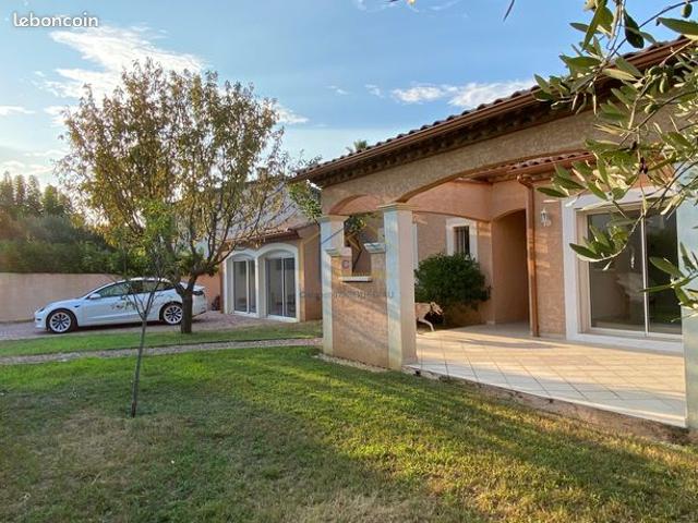 Villa 5 pièces 177 m²