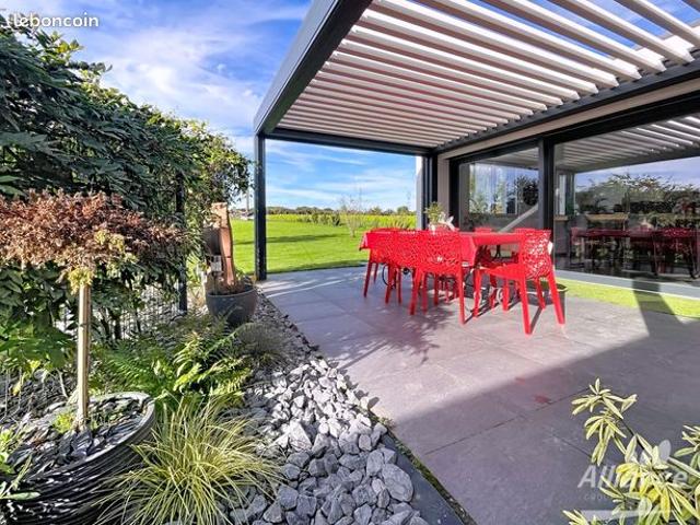 Villa 5 pièces 177 m²