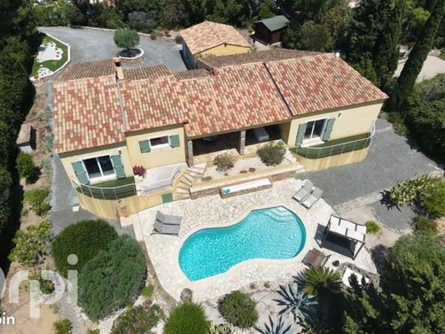 Villa 5 pièces 178 m²