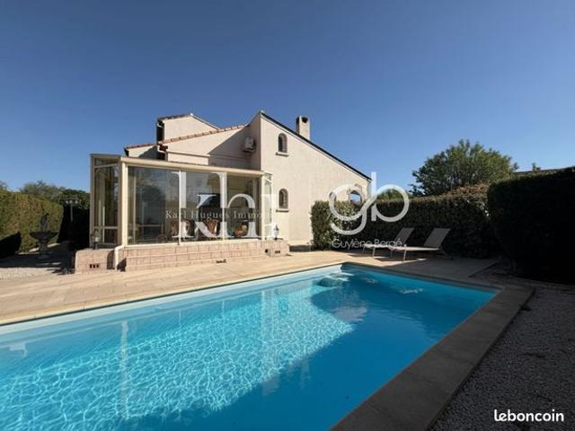 Villa 5 pièces 178 m²