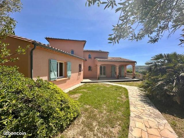 Villa 5 pièces 179 m²