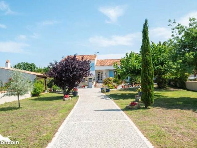 Villa 5 pièces 179 m²