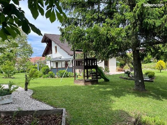 Villa 5 pièces 180 m²