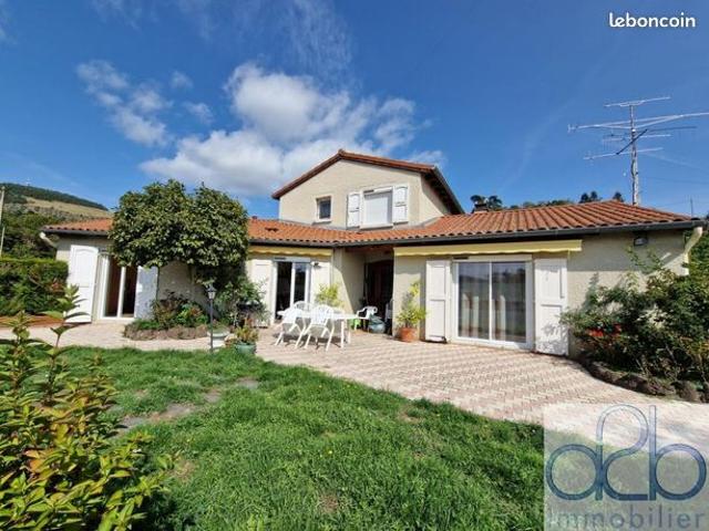 Villa 5 pièces 180 m²