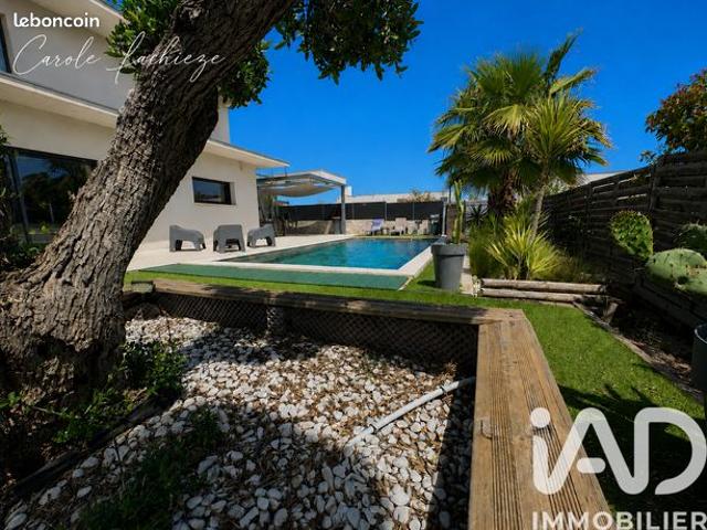 Villa 5 pièces 180 m²