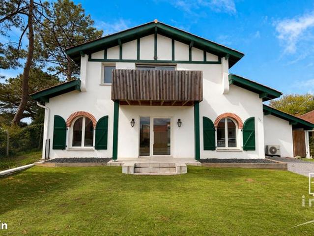 Villa 5 pièces 180 m²