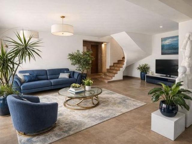 Villa 5 pièces 180 m²