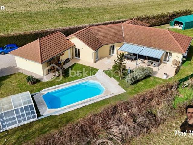 Villa 5 pièces 180 m²