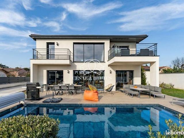 Villa 5 pièces 181 m²